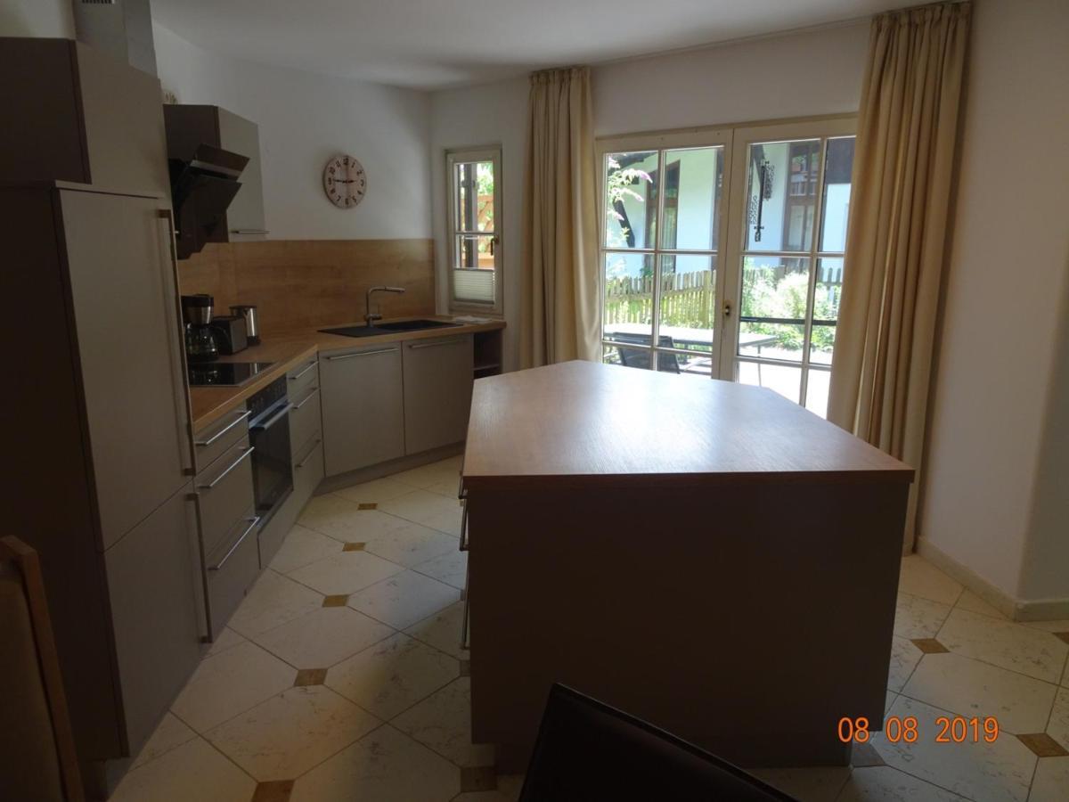 Huge And Calm Apartment In Central Garmisch ภายนอก รูปภาพ
