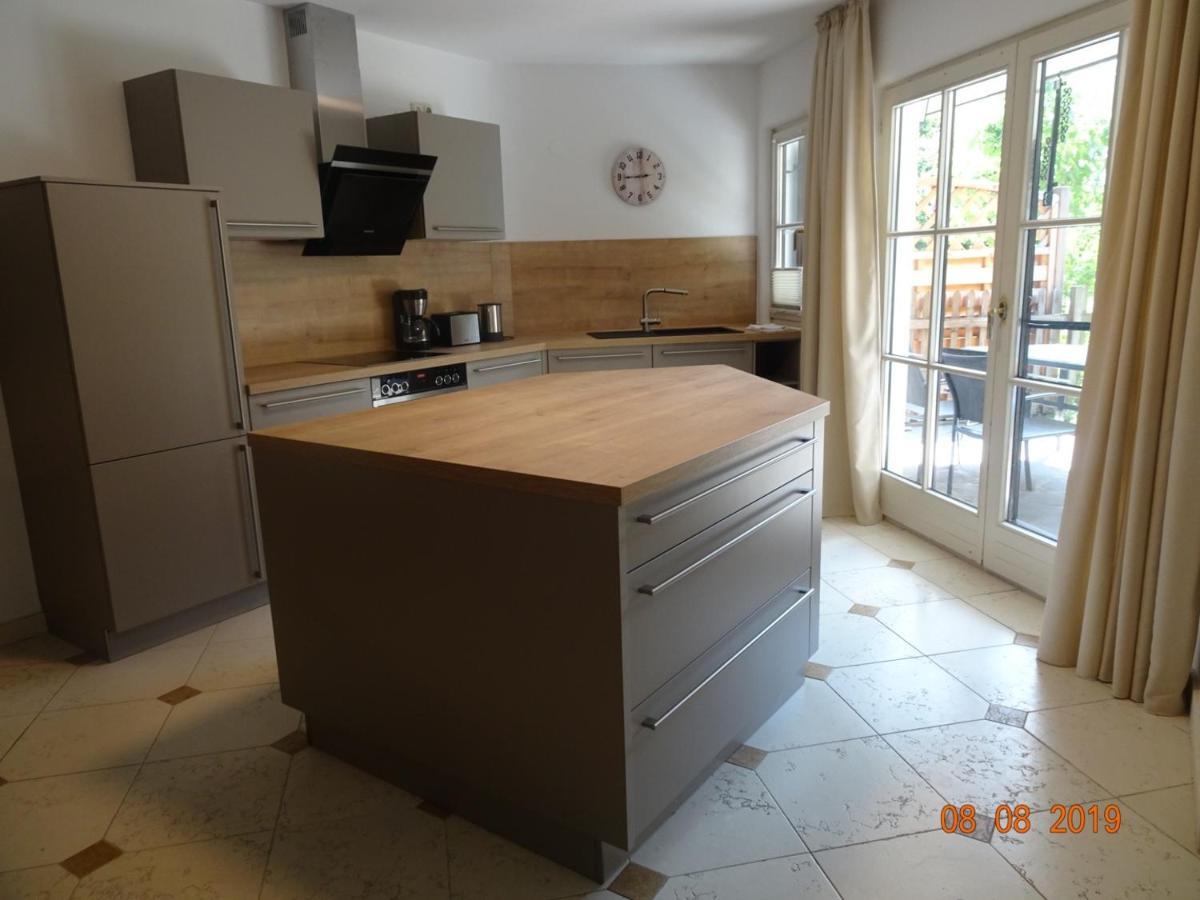 Huge And Calm Apartment In Central Garmisch ภายนอก รูปภาพ